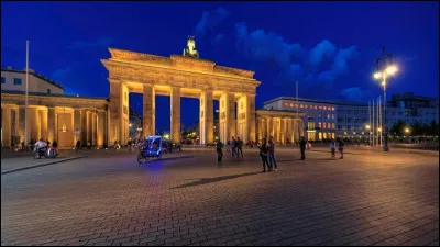 En Allemagne, en quelle année la "Nuit de Cristal" s'est-elle déroulée ?