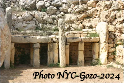 Quel est ce site, un ensemble de 2 temples mégalithiques datant de 3800 avant J-C., situés sur l'ile de Gozo dans l'archipel de Malte ?
