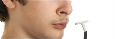 As-tu une moustache en duvet ? (duvet = poils très fin sur le visage ou corps)