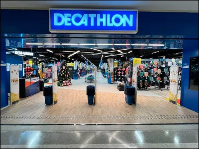 Le slogan de Decathlon est : "À fond la forme !"
