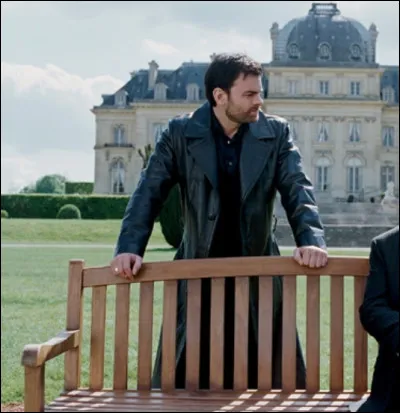 Cornillac joue Rico dans ce film de Jérôme Le Maire, qui est...