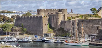 Allez, on commence facile avec cette question. Quelle est la ville sur la photo ?