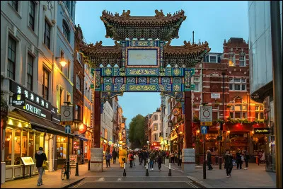 Chinatown désigne à la fois un quartier de New York et de Londres.