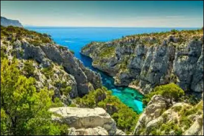 En France, combien de départements commencent par la lettre "B" ?