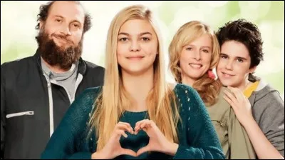 La chanteuse et actrice Louane c'est...