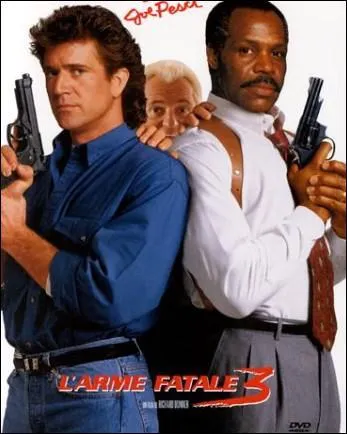 Dans le film ' L'arme fatale' , il joue le rle d'un flic qui fait quipe avec un collgue incontrlable et suicidaire ( Mel Gibson ) . Il s'agit de :