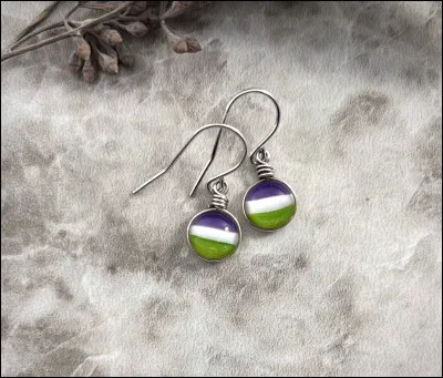 Quel est ce drapeau ? (Sur les boucles d'oreilles !)