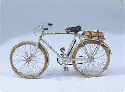 À quel chanteur français doit-on "La Bicyclette" en 1968 ?