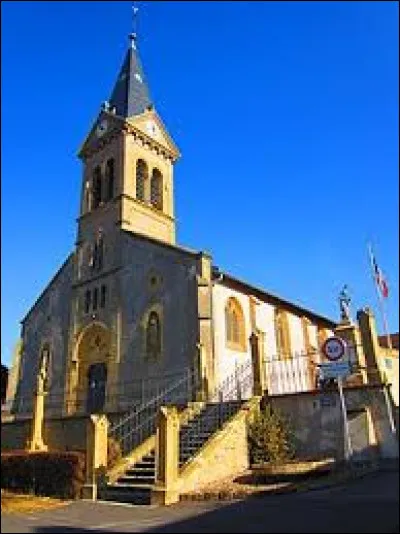 Voici l'église Saint-Trudon, à Failly. Village de Lorraine, dans l'aire d'attraction Messine, il se situe dans le département ...