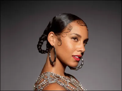 En 2001, Alicia Keys sort son premier album, qui a connu un immense succès à l'échelle mondiale, avec plus de 12 millions d'exemplaires vendus et cinq Grammy Awards remportés en 2002. Quel est son nom ?