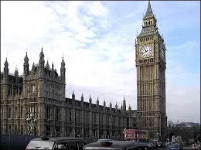 Quel est le nom de la célèbre tour qui abrite lhorloge surnommée « Big Ben » ?