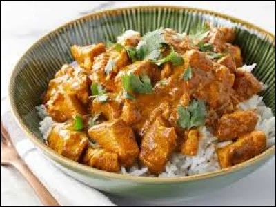 Le curry est un plat :