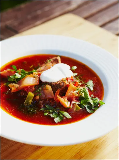 Le bortsch est un plat...