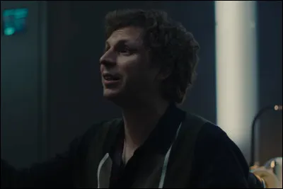 Dans quelle saison de la série "Black Mirror" est présent cet acteur ?