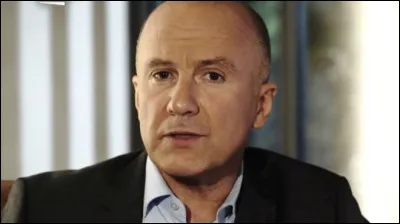 Ce journaliste est devenu chroniqueur dans l'émission "Faites entrer l'accusé" lorsque ... en était le présentateur.