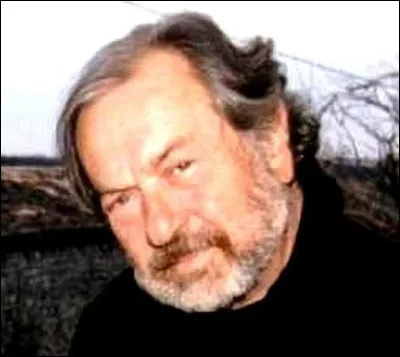 Qui est ce cinéaste français, réalisateur du film ''Vent d'est'' ?