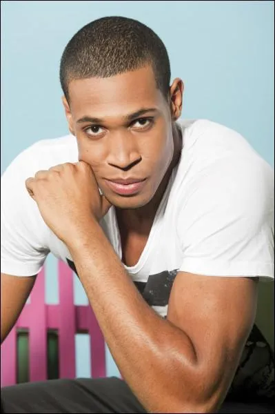 Avec qui Justin Bieber est-il en couple ?