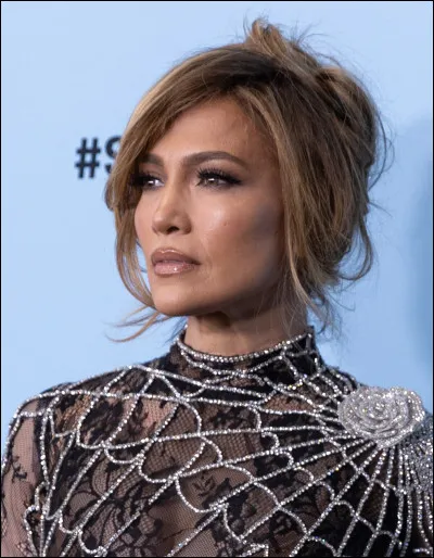 Quel est le surnom de la chanteuse Jennifer Lopez ?