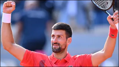 Quel est le surnom souvent donné au joueur de tennis Novak Djokovic ?