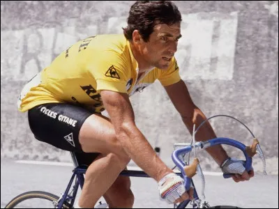 Quel animal était le surnom de l'ancien coureur cycliste Bernard Hinault ?