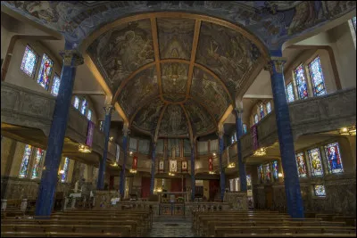 Cette église se trouve à Vichy. Quel est son nom ?