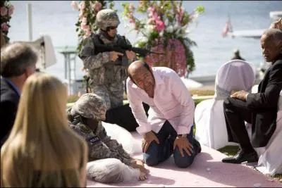 Dans ce film, son personnage se nomme Arthur