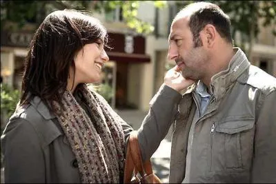 Dans ce film, son personnage se nomme Philippe Abrams