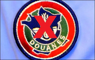 Quel est le nom de la zone non soumise au service des douanes ?