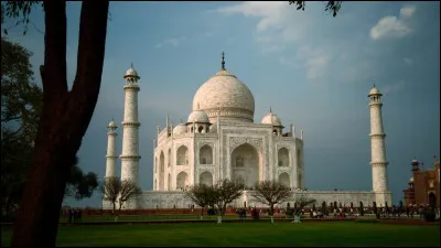 Où se situe le Taj Mahal ?