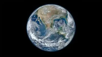 Qui est la divinité de la Terre ?