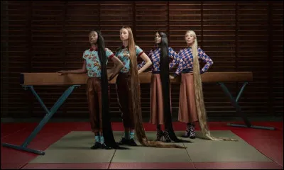 Sous quel nom anagramme de ''Stromae'' lance-t-il sa première ligne de prêt-à-porter ?