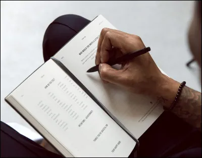 À la fin Hermione découvre que cette fameuse journaliste est en fait un animal. Il s'agit...