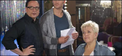 Il est l'un des juges de l'émission "Danse avec les stars". Qui est cet homme ?