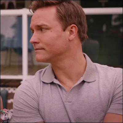 Que fait Paul après que le détective Cordova ait avoué le passé criminel de Georgia ?