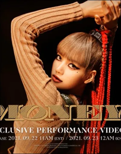 Comment son premier single solo s'intitue-t-il ?