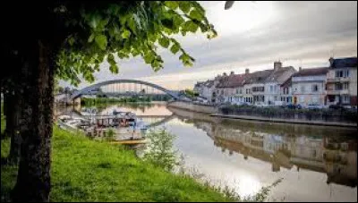 Quel département se situe dans la région Hauts-de-France ?