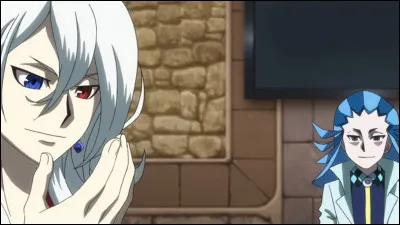 Phi VS Evel : qui est le vainqueur de ce combat ?