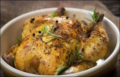 Quel est le nom du petit poulet très apprécié en cusine pour sa chair tendre et ses qualités gastronomiques ?