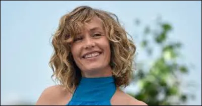 L'actrice Cécile de France est originaire de France.