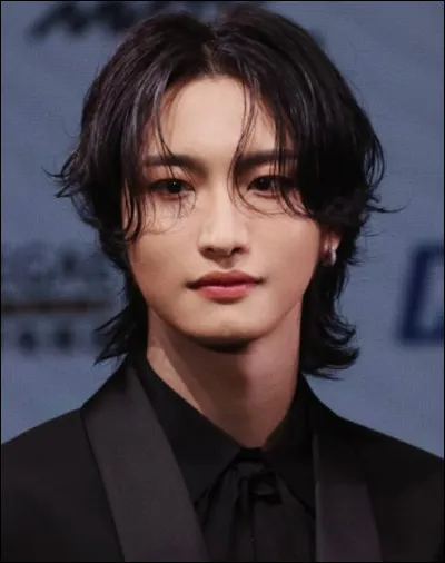 Dans quel groupe K-pop est Seonghwa ?