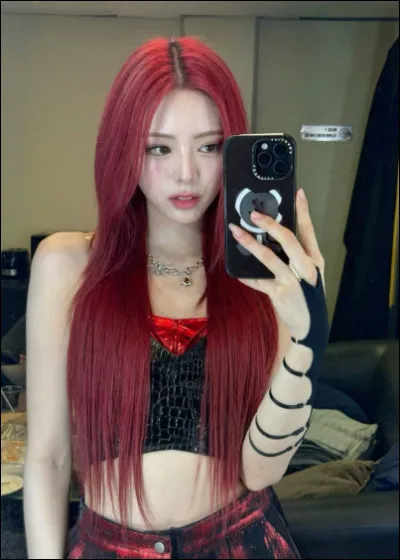 Dans quel groupe K-pop est Yuna ?