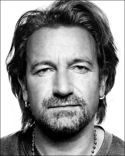 Bono est le chanteur principal du groupe The Police.
