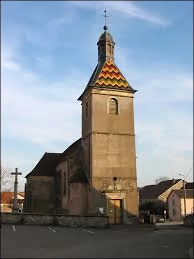 Pour commencer je vous emmène à Ailloncourt. Village de l'aire d'attraction Luxovienne, il se situe dans le département ...