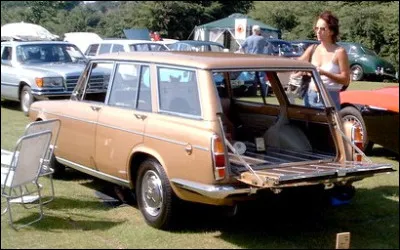 Ce break des années 70 au dessin italien avait un hayon ridelle. Quel est ce modèle original ?