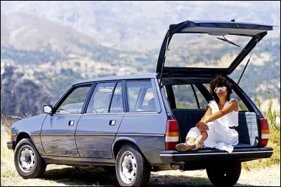 Dans les années 80 sort ce break fort du succès de la berline. C'est une...