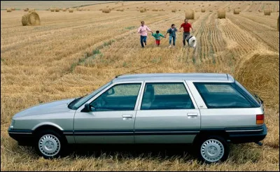 Ce break eut la faveur des familles nombreuses à la fin des années 80. C'est une...