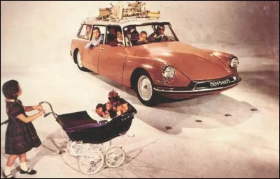 Quelle est cette auto qui fut aussi la reine des ambulances ?