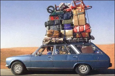 Quelle est cette voiture bonne à tout faire très prisée sur le continent africain ?