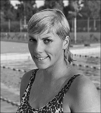 Chez les slavons quel nom portait le dieu de la nuit ?