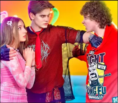 Qui défend Tina contre Kévin ?